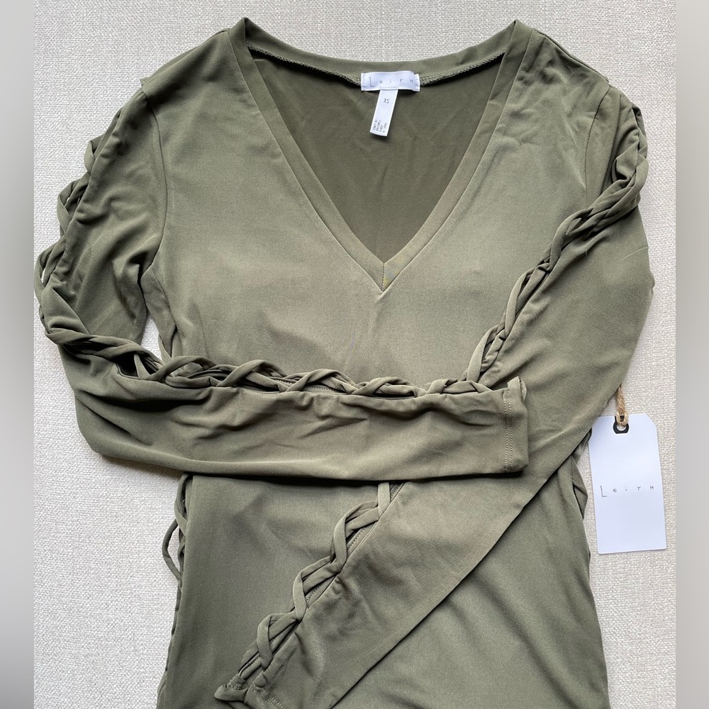 Leith criss cross open sleeve midi dress size xs